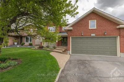 1983 ESPLANADE Avenue, Orleans - Cumberland and Area, ON K4A 3B3