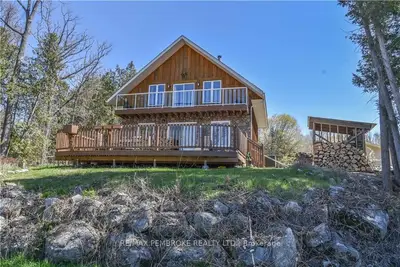 755 RAPID Road, Whitewater Region, ON K0J 2L0
