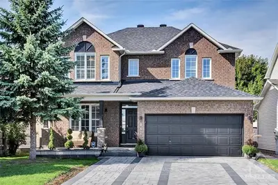 847 MARTELLO Drive, Orleans - Cumberland and Area, ON K4A 4E3