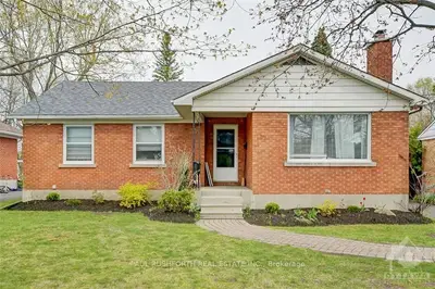 110 CROWNHILL Street, Beacon Hill North - South and Area, ON K1J 6X1