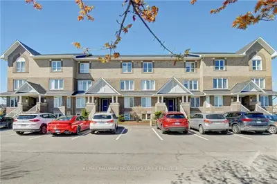 60 BEAUCACHE, Orleans - Cumberland and Area, ON K4A 0B5