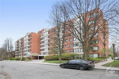 225 ALVIN Road 305, Manor Park - Cardinal Glen and Area, ON K1K 4H6