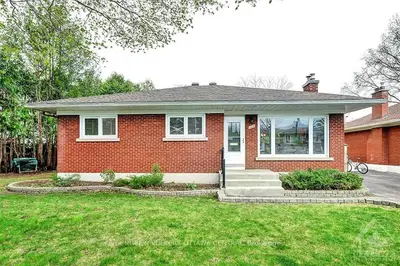 1264 FIELD Street, Belair Park - Copeland Park and Area, ON K2C 2R2