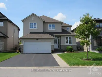 615 BIRCHLAND Crescent, Stittsville - Munster - Richmond, ON K2S 2A5