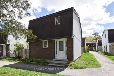 2210 LOYOLA Avenue 67, Beacon Hill North - South and Area, ON K1J 8H5