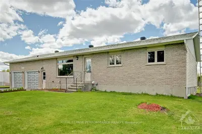 5270 SAND Road, Orleans - Cumberland and Area, ON K0A 3H0