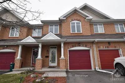 212 STEDMAN Street, Blossom Park - Airport and Area, ON K1T 0B6