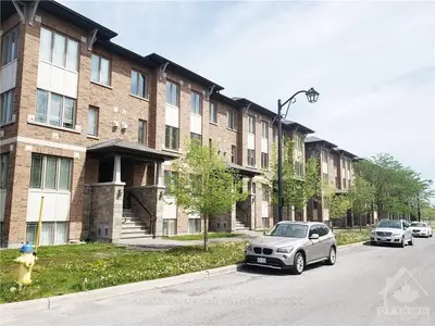 639 VIA AMALFI Street, Barrhaven, ON K2J 6B2