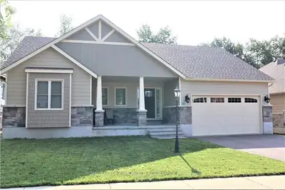 521 SYDENHAM Street, Pembroke, ON K8A 8K5