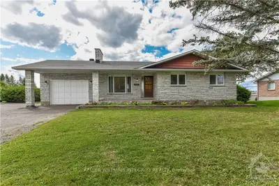 2858 TENTH LINE Road, Orleans - Cumberland and Area, ON K4B 1H8