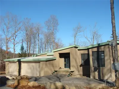 798 BARRETT CHUTE Road, Greater Madawaska, ON K0J 1H0