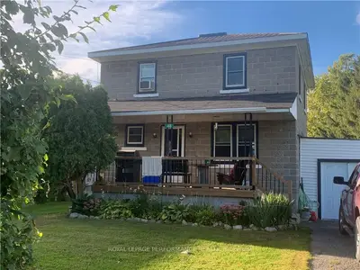 48 FRONT Street, North Stormont, ON K0C 1K0