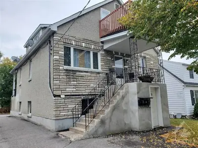 120 MARQUETTE Avenue, Vanier and Kingsview Park, ON K1L 5J8