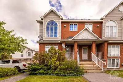 1707 BLOHM Drive, Hunt Club - South Keys and Area, ON K1G 6N7