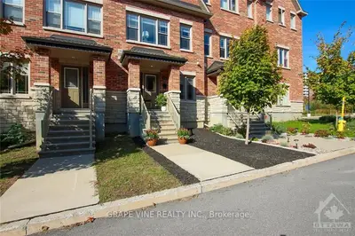 415 LEBOUTILLIER Avenue, Overbrook - Castleheights and Area, ON K1K 2V7