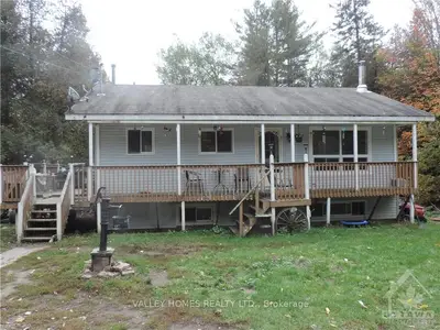 731 BOW LAKE Road, Lanark Highlands, ON K0G 1K0