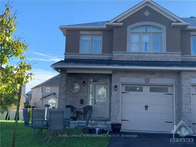 592 PIN ROUGE Way, Orleans - Convent Glen and Area, ON K1W 0C4
