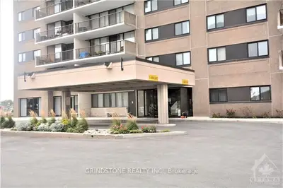 1195 RICHMOND Road 1502, Woodroffe, ON K2B 8E4