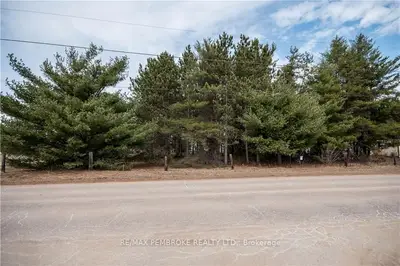 Part 4 Sack Road, Petawawa, On K8h 2c3