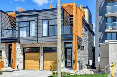 105 WURTEMBURG Street, Lower Town - Sandy Hill, ON K1N 8L9
