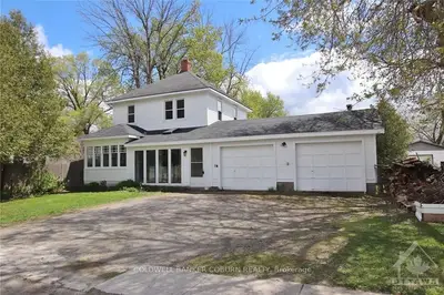25 BLACKSMITH Road, Rideau Lakes, ON K0G 1L0