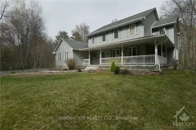 155 CHARMONT Way, Constance Bay - Dunrobin - Kilmaurs - Woodlawn, ON K0A 3M0