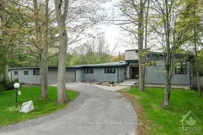 13 KAYMAR Drive, Beacon Hill North - South and Area, ON K1J 7C8