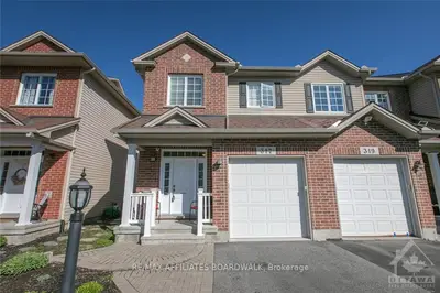 317 Glenbrae Avenue, Kanata, ON K2W 0B9