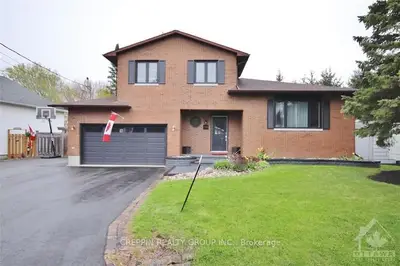 16 SNOWBERRY Way, Stittsville - Munster - Richmond, ON K2S 1P3