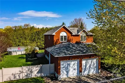 6099 RENAUD Road, Orleans - Convent Glen and Area, ON K1C 7G4