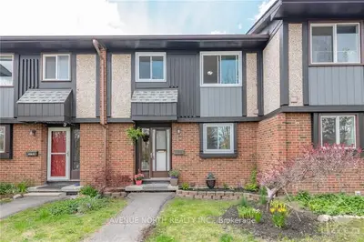 438-C MOODIE Drive, Bells Corners and South to Fallowfield, ON K2H 8A6
