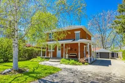 916 IROQUOIS Road, McKellar Heights - Glabar Park and Area, ON K2A 3N5