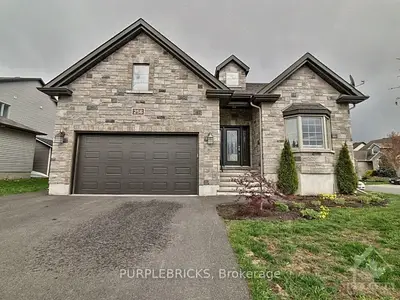 256 STERLING Avenue, Clarence-Rockland, ON K4K 0G8