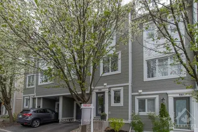 559 BURLEIGH, Cyrville - Carson Grove - Pineview, ON K1J 1J9