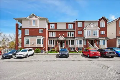 1612 Locksley Lane, Beacon Hill North - South And Area, On K1j 1b6