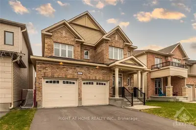 880 STALLION Crescent, Stittsville - Munster - Richmond, ON K2S 0Y4