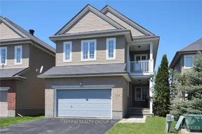 114 AUGUST LILY Crescent, Blossom Park - Airport and Area, ON K1V 2A6