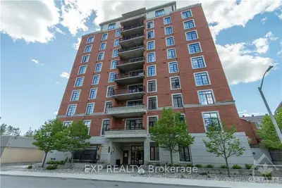 330 LORETTA Avenue 205, Dows Lake - Civic Hospital and Area, ON K1S 4E8