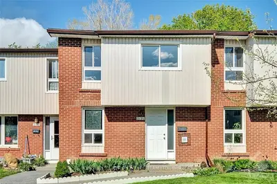 3191 Bannon Way, Blossom Park - Airport And Area, On K1t 1t2