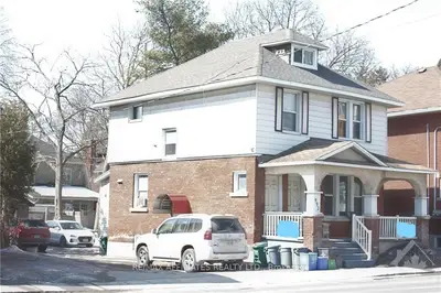 992 BRONSON Avenue, Dows Lake - Civic Hospital and Area, ON K1S 4H1