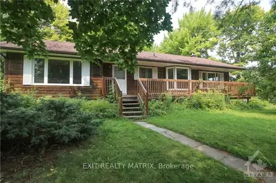 1047 VISTA TARA, Greely - Metcalfe - Osgoode - Vernon and Area, ON K4P 1C7