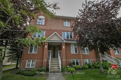 34 LAKEPOINTE Drive, Orleans - Cumberland and Area, ON K4A 5E3