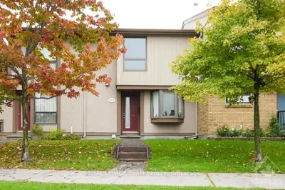 2315 STONEHENGE Crescent, Cyrville - Carson Grove - Pineview, ON K1B 4N7