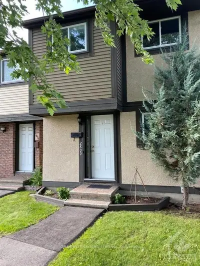 2802 PIMLICO Crescent 132, Blossom Park - Airport and Area, ON K1T 2A8
