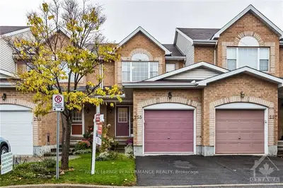 255 WESTVALLEY, Billings Bridge - Riverside Park and Area, ON K1V 2B4