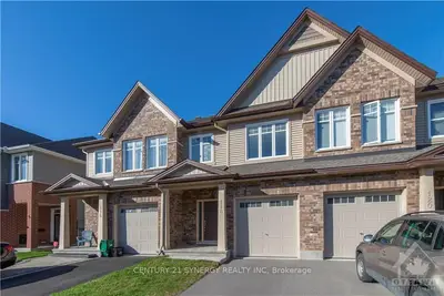 118 ERIC MALONEY Way, Blossom Park - Airport and Area, ON K1T 0R2