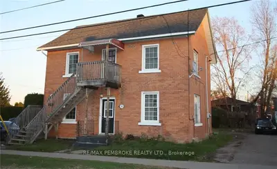 305 CHRISTIE Street, Pembroke, ON K8A 4R4