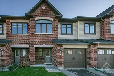 684 TRIGORIA Crescent, Orleans - Cumberland and Area, ON K4A 1A8
