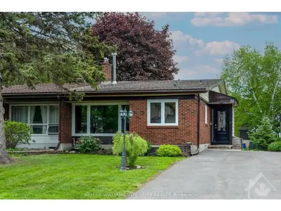 22 FOXMEADOW Lane, Tanglewood - Grenfell Glen - Pineglen, ON K2G 3W2