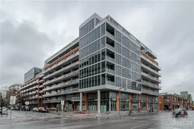 360 McLeod Street 811, Ottawa Centre, ON K2P 1A9